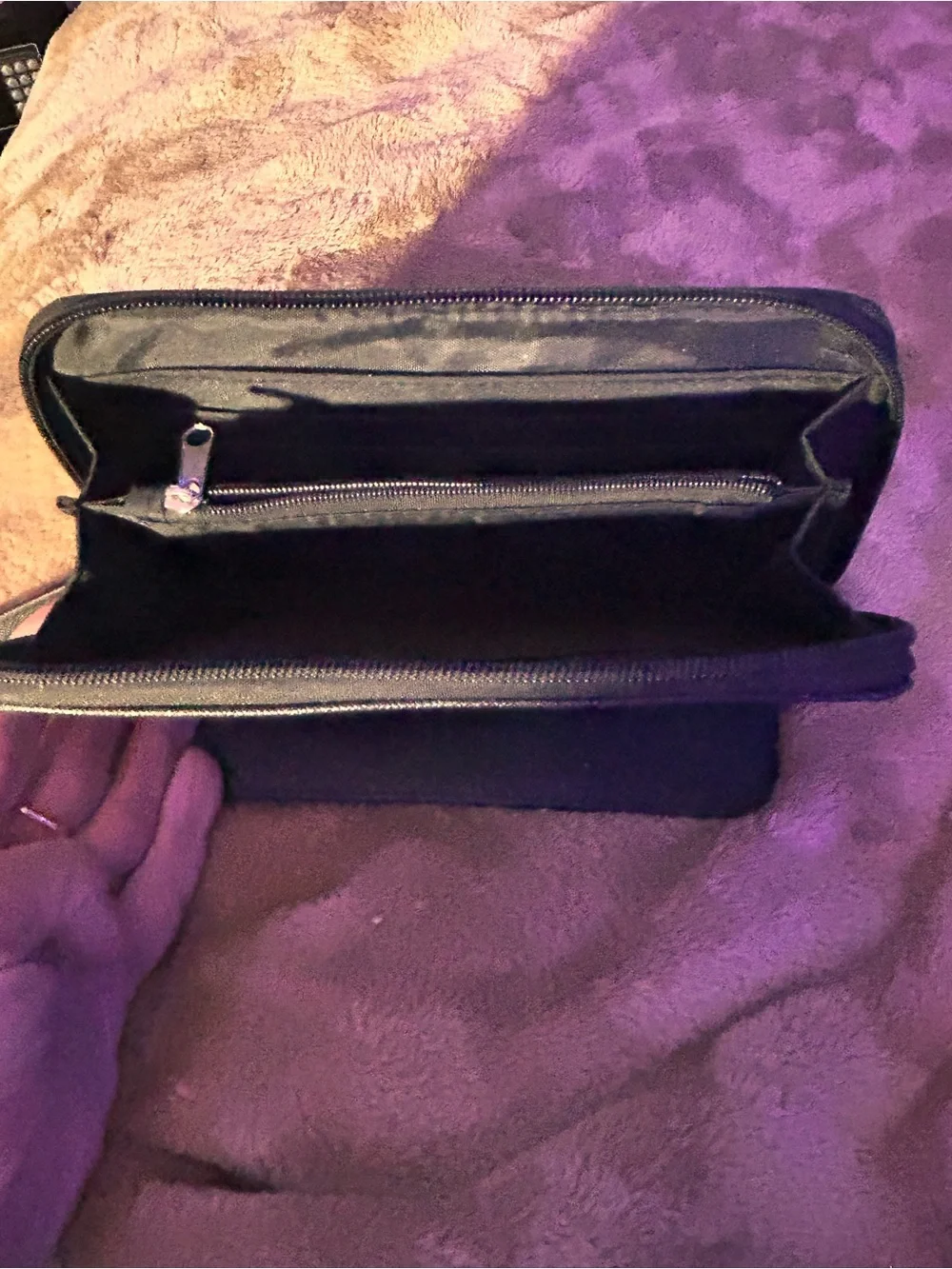 Kenneth Cole Reaction Black Envelope Wristlet Clutch